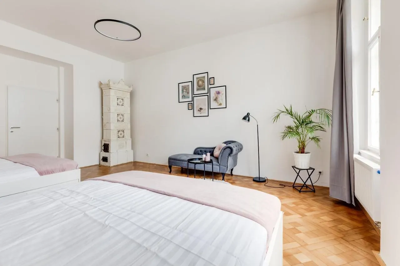 Apartament Cool & Charming Apt In City Center - Lub5 Praga