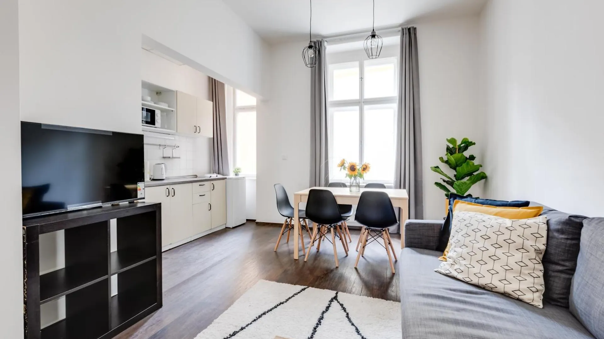 Apartament Cool & Charming Apt In City Center - Lub5 Praga